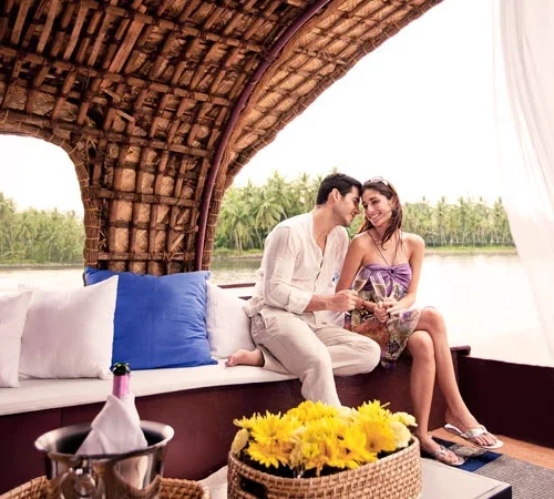 kerala-honeymoon-packages-with-price